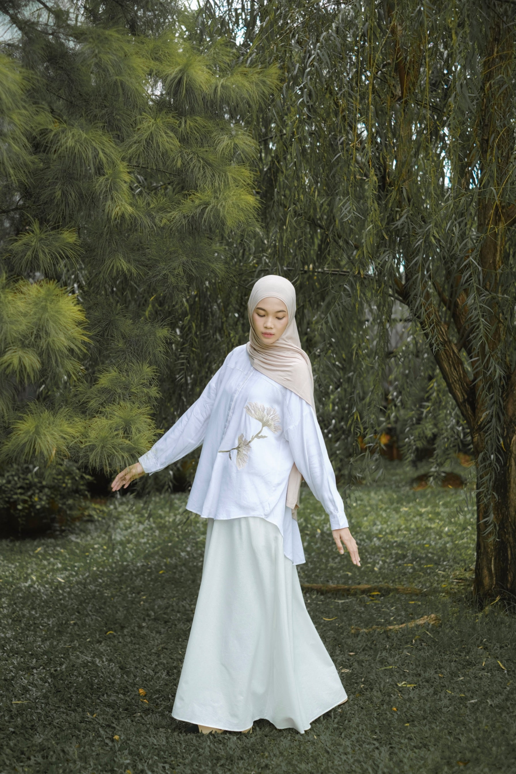 Sekar Shirt Off White by Tufine - foto 4 | Tufine