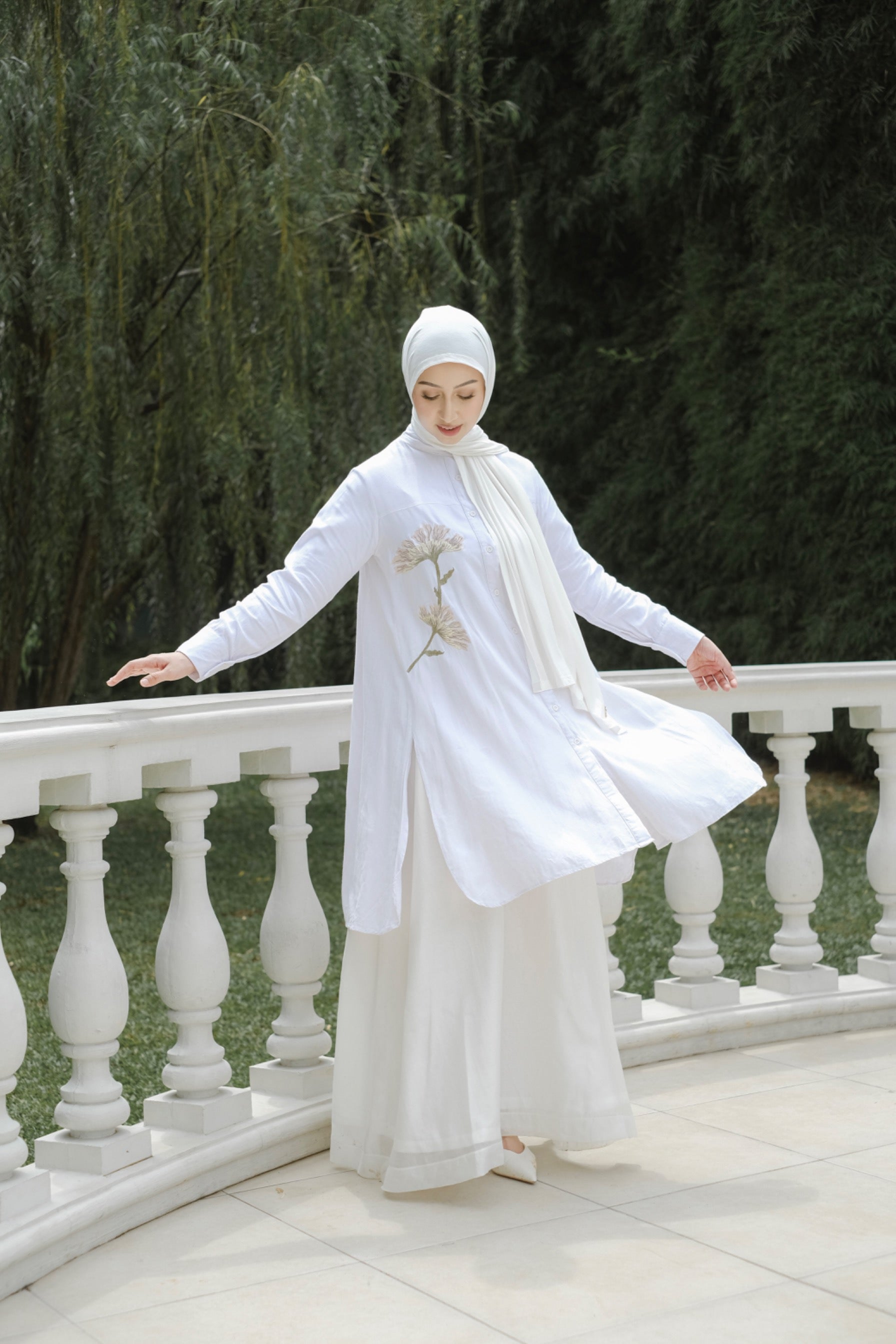 Sekar Tunik Off White by Tufine | Tufine