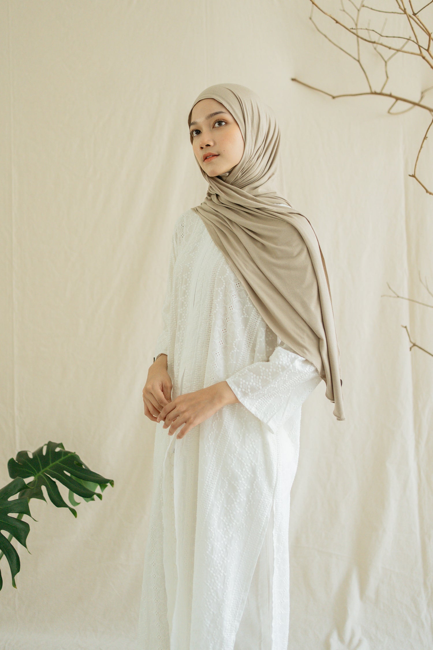 Atma Brukat Outer by Tufine | Tufine
