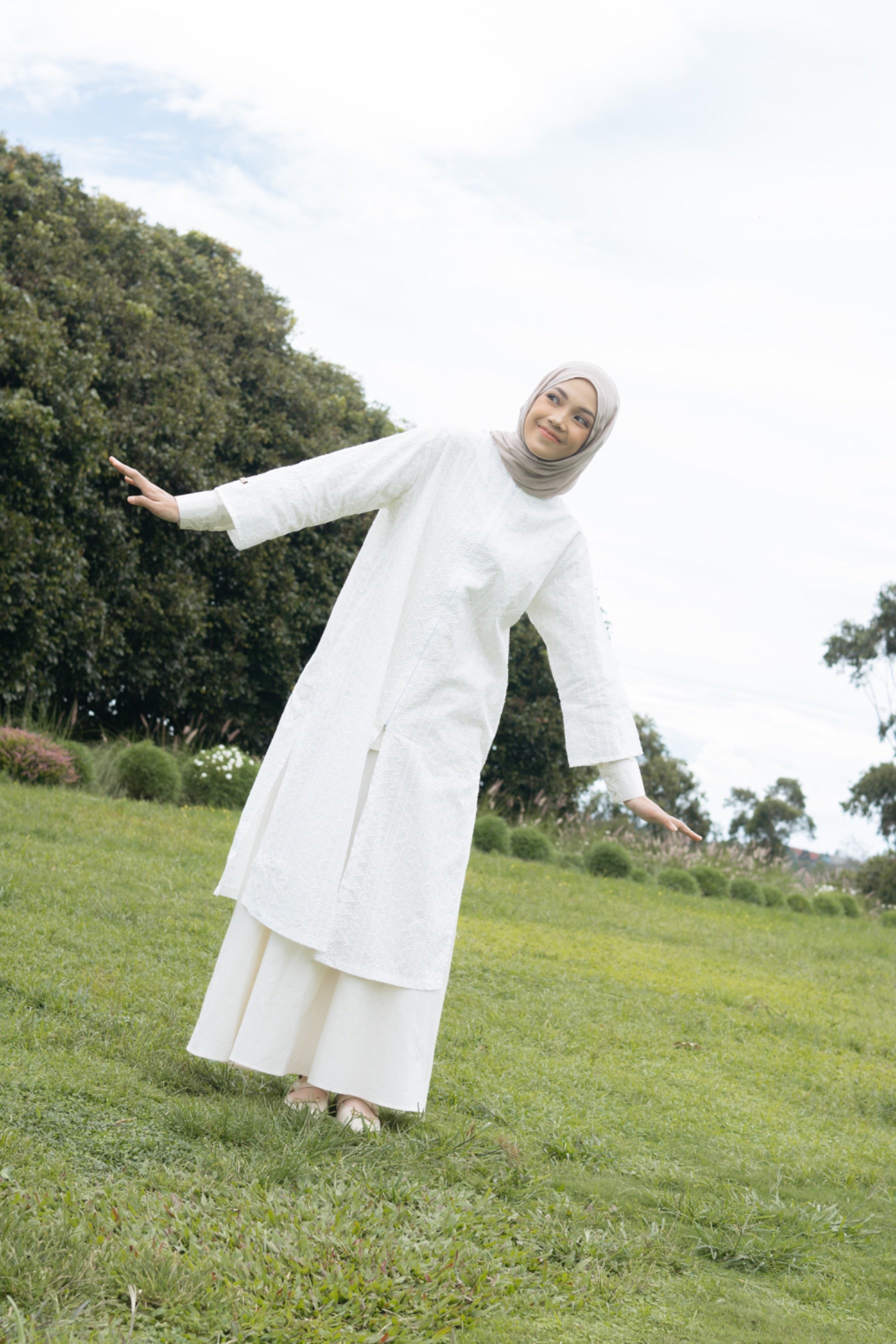 Saka Brukat Outer by Tufine - foto 4 | Tufine
