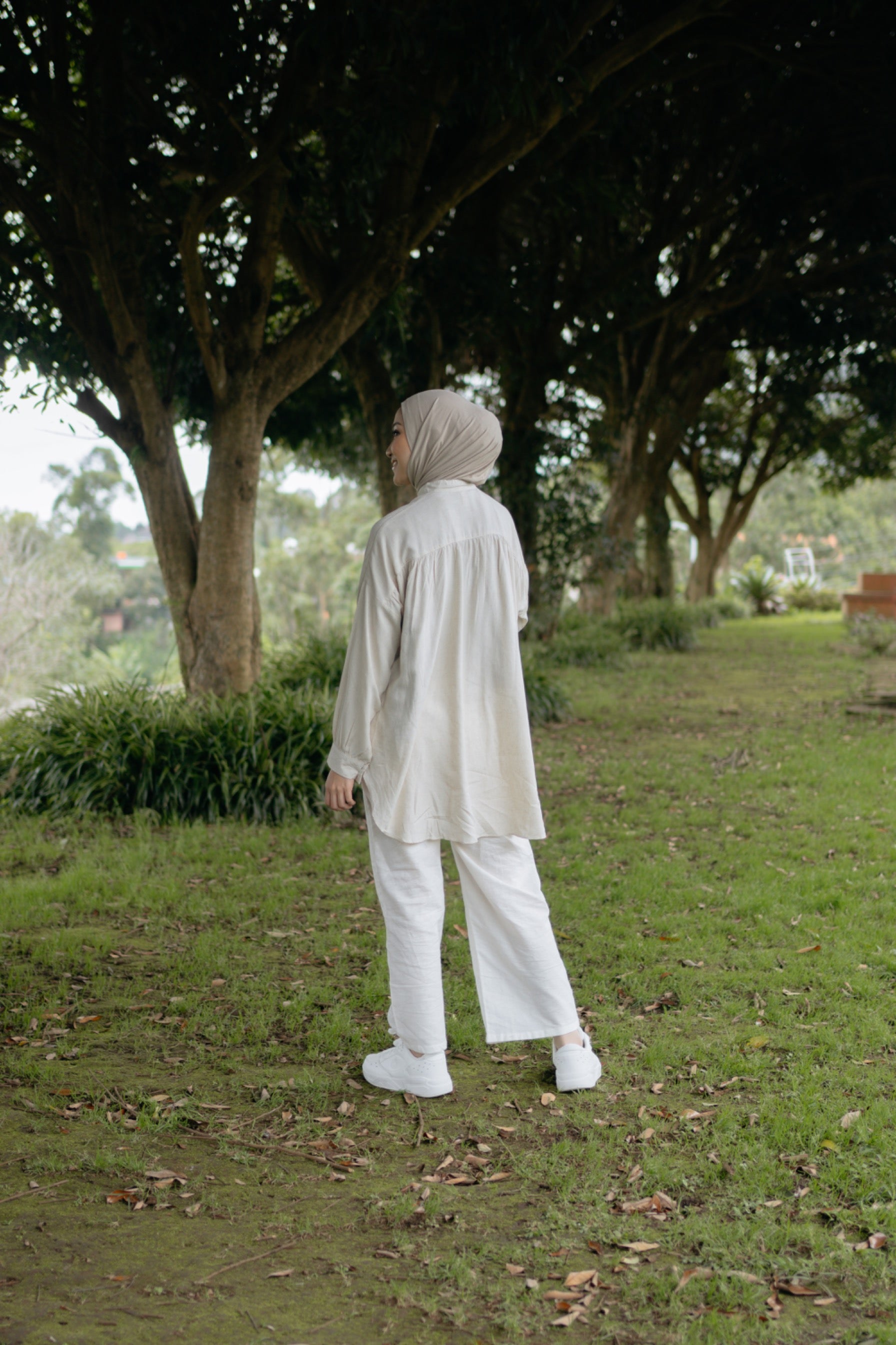 Sekar Shirt Natural by Tufine - foto 4 | Tufine